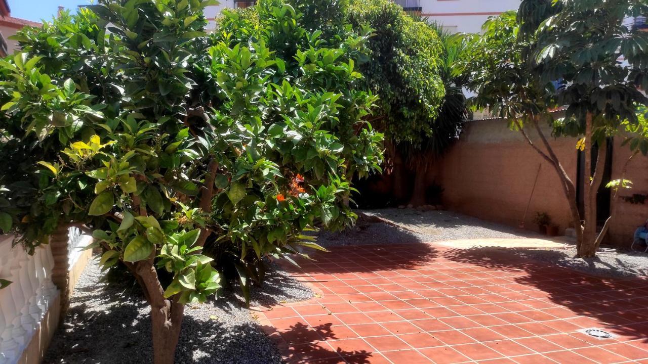 Villa El Rincon De Clara à Almuñécar Extérieur photo